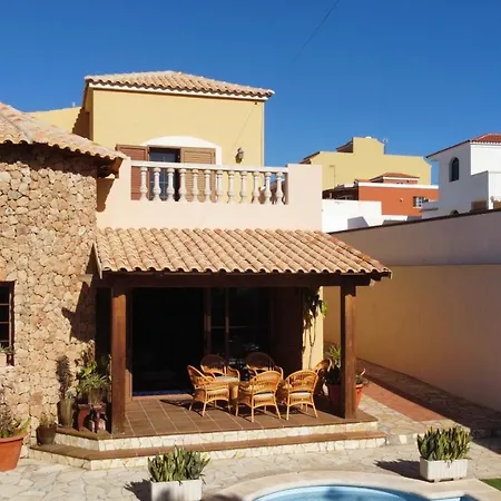 Villa Ingrid. Piscina Exterior.