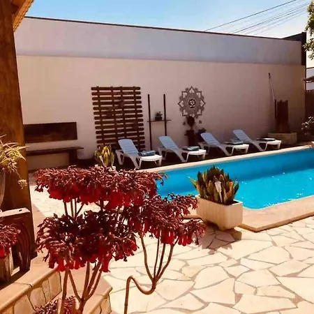 Вилла Ingrid. Piscina Exterior. *